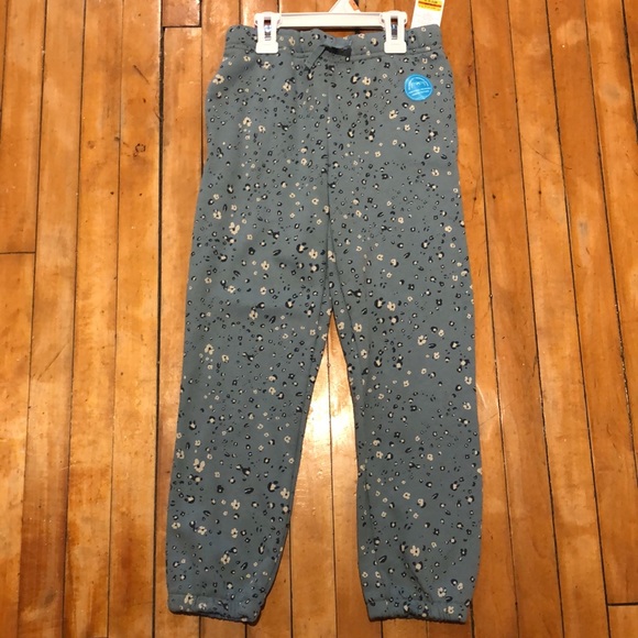 Two Piece “PEACE” Tracksuit ☮️ - Picture 3 of 5